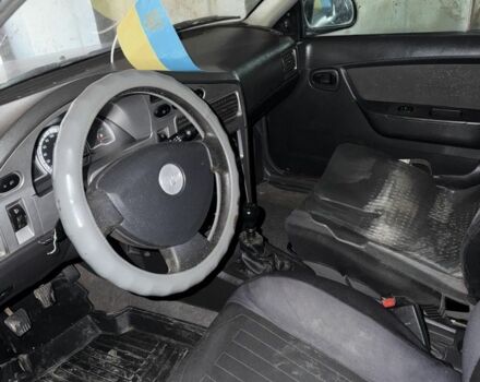 Червоний Деу Нексія, об'ємом двигуна 1.6 л та пробігом 3 тис. км за 500 $, фото 3 на Automoto.ua