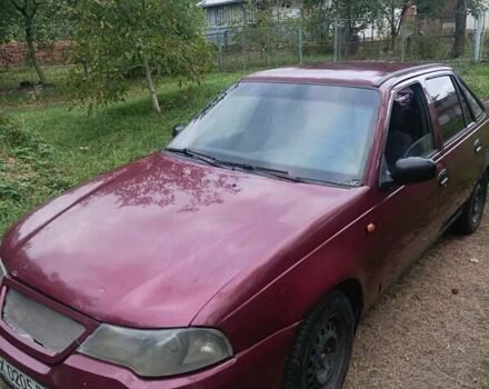 Червоний Деу Нексія, об'ємом двигуна 1.5 л та пробігом 300 тис. км за 1200 $, фото 1 на Automoto.ua