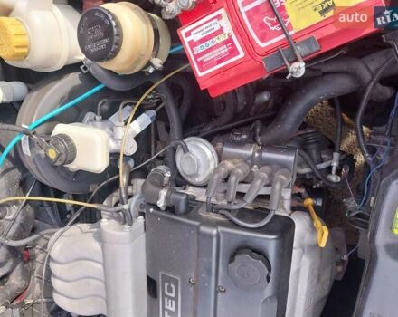 Червоний Деу Нексія, об'ємом двигуна 1.5 л та пробігом 235 тис. км за 1700 $, фото 9 на Automoto.ua