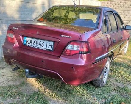Червоний Деу Нексія, об'ємом двигуна 1.6 л та пробігом 142 тис. км за 1589 $, фото 4 на Automoto.ua