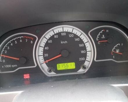 Червоний Деу Нексія, об'ємом двигуна 1.5 л та пробігом 315 тис. км за 1600 $, фото 4 на Automoto.ua