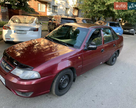 Красный Дэу Нексия, объемом двигателя 1.5 л и пробегом 157 тыс. км за 2800 $, фото 2 на Automoto.ua