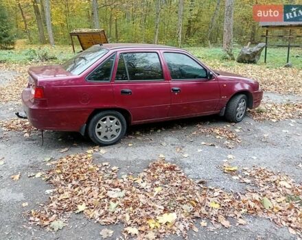 Деу Нексія 2008 у Шепетовке на Automoto.ua Червоний Деу Нексія, об'ємом двигуна 1.5 л та пробігом 240 тис. км за 1500 $, фото 7 на Automoto.ua