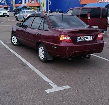 Червоний Деу Нексія, об'ємом двигуна 1.5 л та пробігом 243 тис. км за 1600 $, фото 5 на Automoto.ua
