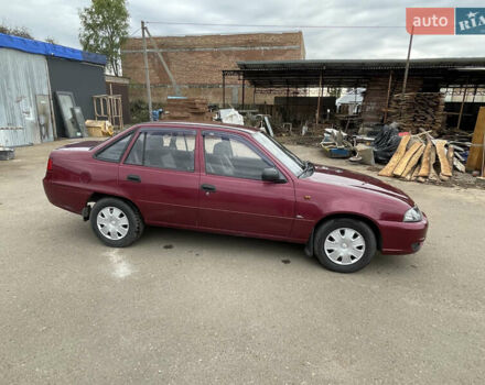 Красный Дэу Нексия, объемом двигателя 1.5 л и пробегом 211 тыс. км за 3250 $, фото 3 на Automoto.ua