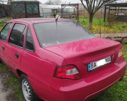 Красный Дэу Нексия, объемом двигателя 1.6 л и пробегом 200 тыс. км за 1700 $, фото 2 на Automoto.ua