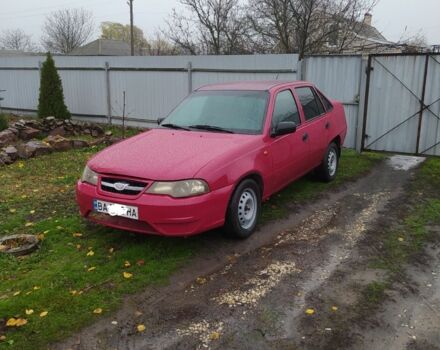 Красный Дэу Нексия, объемом двигателя 1.6 л и пробегом 200 тыс. км за 1700 $, фото 3 на Automoto.ua
