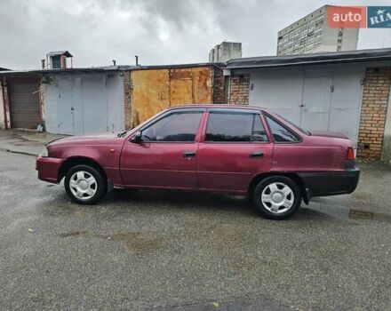 Деу Нексія 2011 у Києві на Automoto.ua Червоний Деу Нексія, об'ємом двигуна 1.5 л та пробігом 200 тис. км за 700 $, фото 4 на Automoto.ua