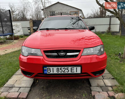 Красный Дэу Нексия, объемом двигателя 1.6 л и пробегом 136 тыс. км за 2900 $, фото 1 на Automoto.ua