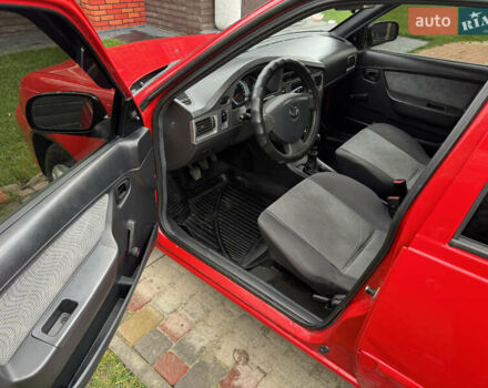 Красный Дэу Нексия, объемом двигателя 1.6 л и пробегом 136 тыс. км за 2900 $, фото 9 на Automoto.ua