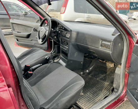 Червоний Деу Нексія, об'ємом двигуна 1.5 л та пробігом 80 тис. км за 2700 $, фото 7 на Automoto.ua