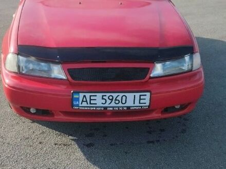 Красный Дэу Нексия, объемом двигателя 1.5 л и пробегом 300 тыс. км за 1400 $, фото 1 на Automoto.ua