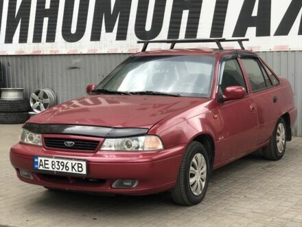 Деу Нексія 1996 у Кривому Розі на Automoto.ua Червоний Деу Нексія, об'ємом двигуна 1.5 л та пробігом 267 тис. км за 1550 $, фото 1 на Automoto.ua