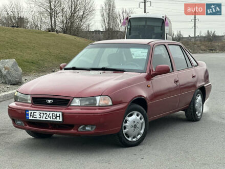 Дэу Нексия 1997 в Днепре (Днепропетровске) на Automoto.ua Красный Дэу Нексия, объемом двигателя 1.5 л и пробегом 270 тыс. км за 1999 $, фото 1 на Automoto.ua