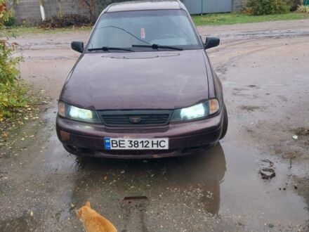 Красный Дэу Нексия, объемом двигателя 1.5 л и пробегом 5 тыс. км за 929 $, фото 1 на Automoto.ua