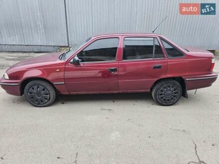 Дэу Нексия 2006 в Киеве на Automoto.ua Красный Дэу Нексия, объемом двигателя 1.5 л и пробегом 293 тыс. км за 1999 $, фото 1 на Automoto.ua