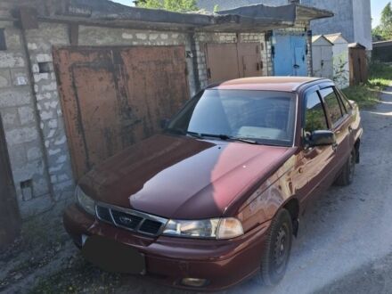 Деу Нексія 2006 у Горішні Плавні (Комсомольськ) на Automoto.ua Червоний Деу Нексія, об'ємом двигуна 1 л та пробігом 157 тис. км за 2300 $, фото 1 на Automoto.ua