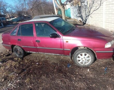 Красный Дэу Нексия, объемом двигателя 0 л и пробегом 200 тыс. км за 500 $, фото 1 на Automoto.ua