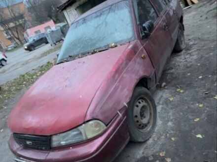 Красный Дэу Нексия, объемом двигателя 1.5 л и пробегом 250 тыс. км за 250 $, фото 1 на Automoto.ua