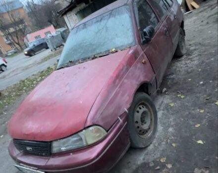 Красный Дэу Нексия, объемом двигателя 1.5 л и пробегом 250 тыс. км за 250 $, фото 1 на Automoto.ua