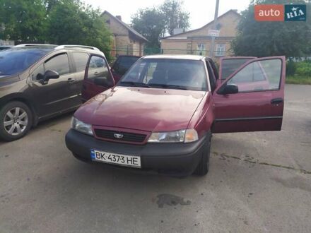 Деу Нексія 2007 у Рівному на Automoto.ua Червоний Деу Нексія, об'ємом двигуна 1.5 л та пробігом 121 тис. км за 2100 $, фото 1 на Automoto.ua