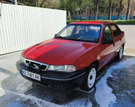 Красный Дэу Нексия, объемом двигателя 1.5 л и пробегом 350 тыс. км за 1200 $, фото 1 на Automoto.ua