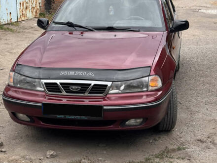 Дэу Нексия 2007 в Днепре (Днепропетровске) на Automoto.ua Красный Дэу Нексия, объемом двигателя 1.5 л и пробегом 195 тыс. км за 2700 $, фото 1 на Automoto.ua