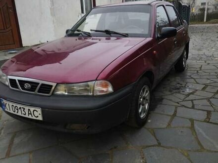 Красный Дэу Нексия, объемом двигателя 1.5 л и пробегом 290 тыс. км за 999 $, фото 1 на Automoto.ua