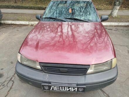 Красный Дэу Нексия, объемом двигателя 1 л и пробегом 3 тыс. км за 900 $, фото 1 на Automoto.ua