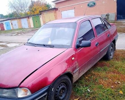 Червоний Деу Нексія, об'ємом двигуна 1.5 л та пробігом 250 тис. км за 1100 $, фото 1 на Automoto.ua