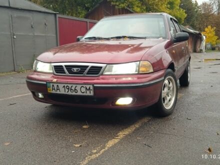 Червоний Деу Нексія, об'ємом двигуна 1.5 л та пробігом 150 тис. км за 1300 $, фото 1 на Automoto.ua