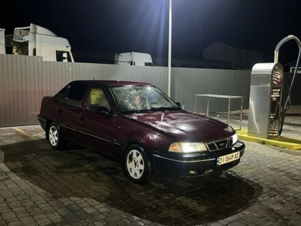 Красный Дэу Нексия, объемом двигателя 1.5 л и пробегом 3 тыс. км за 1200 $, фото 1 на Automoto.ua