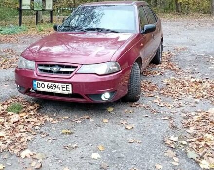 Червоний Деу Нексія, об'ємом двигуна 1.5 л та пробігом 240 тис. км за 1500 $, фото 1 на Automoto.ua