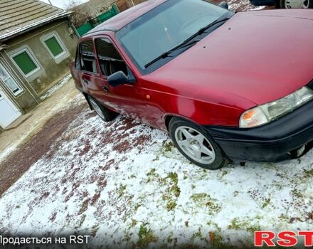 Красный Дэу Нексия, объемом двигателя 1.6 л и пробегом 0 тыс. км за 1100 $, фото 1 на Automoto.ua
