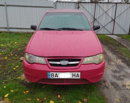 Червоний Деу Нексія, об'ємом двигуна 1.6 л та пробігом 200 тис. км за 1700 $, фото 1 на Automoto.ua