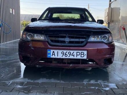 Дэу Нексия 2010 в Киеве на Automoto.ua Красный Дэу Нексия, объемом двигателя 1.6 л и пробегом 359 тыс. км за 1700 $, фото 1 на Automoto.ua