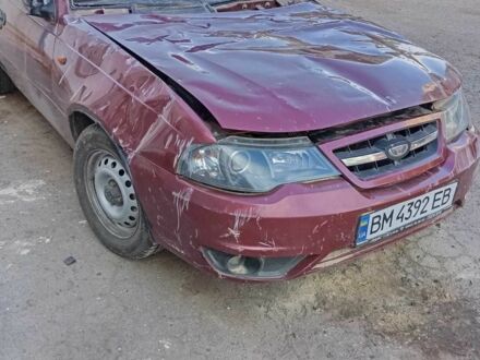 Дэу Нексия 2010 в Сумах на Automoto.ua Красный Дэу Нексия, объемом двигателя 1.6 л и пробегом 136 тыс. км за 1016 $, фото 1 на Automoto.ua