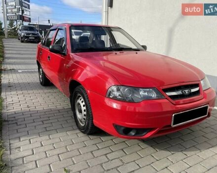 Красный Дэу Нексия, объемом двигателя 1.5 л и пробегом 45 тыс. км за 4200 $, фото 1 на Automoto.ua