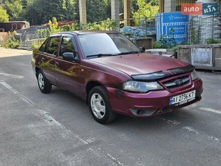 Дэу Нексия 2011 в Киеве на Automoto.ua Красный Дэу Нексия, объемом двигателя 1.5 л и пробегом 200 тыс. км за 1000 $, фото 1 на Automoto.ua