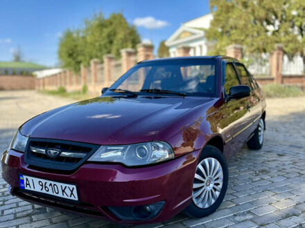 Деу Нексія 2012 у Белой Церкве на Automoto.ua Червоний Деу Нексія, об'ємом двигуна 1.5 л та пробігом 270 тис. км за 2750 $, фото 1 на Automoto.ua