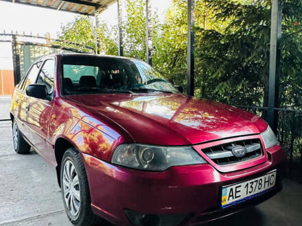 Красный Дэу Нексия, объемом двигателя 1.6 л и пробегом 168 тыс. км за 3000 $, фото 1 на Automoto.ua