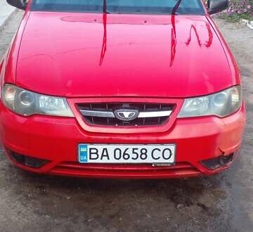Червоний Деу Нексія, об'ємом двигуна 1.5 л та пробігом 170 тис. км за 3000 $, фото 1 на Automoto.ua