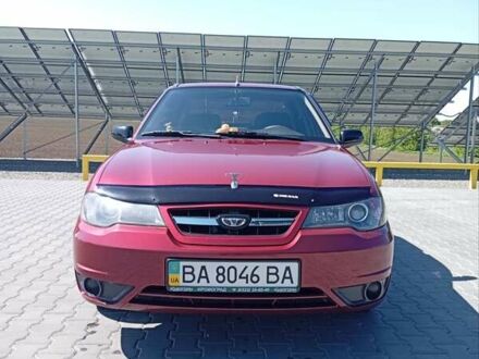 Деу Нексія 2012 у Голованевске на Automoto.ua Червоний Деу Нексія, об'ємом двигуна 1.5 л та пробігом 60 тис. км за 3200 $, фото 1 на Automoto.ua