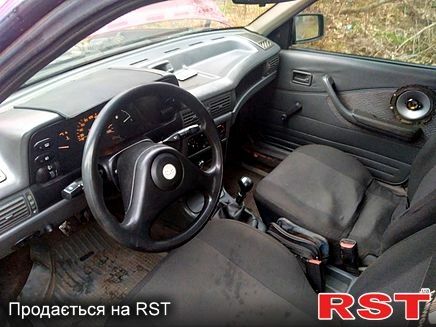 Дэу Нексия, объемом двигателя 1.5 л и пробегом 1 тыс. км за 2000 $, фото 4 на Automoto.ua