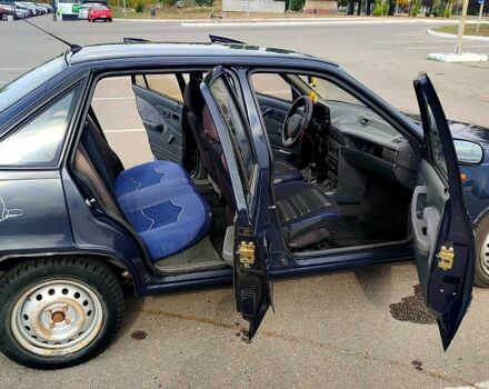 Деу Нексія, об'ємом двигуна 15 л та пробігом 155 тис. км за 2000 $, фото 4 на Automoto.ua