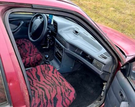 Дэу Нексия, объемом двигателя 1.5 л и пробегом 0 тыс. км за 800 $, фото 5 на Automoto.ua