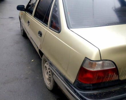 Дэу Нексия, объемом двигателя 0 л и пробегом 100 тыс. км за 1400 $, фото 1 на Automoto.ua
