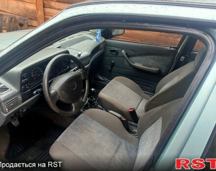 Деу Нексія, об'ємом двигуна 1.6 л та пробігом 220 тис. км за 600 $, фото 2 на Automoto.ua