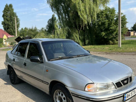 Деу Нексія 2004 у Синельниковом на Automoto.ua Деу Нексія, об'ємом двигуна 1.5 л та пробігом 127 тис. км за 2300 $, фото 1 на Automoto.ua