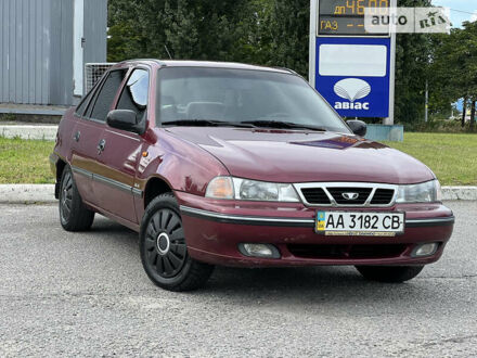 Деу Нексія 2007 у Києві на Automoto.ua Деу Нексія, об'ємом двигуна 1.6 л та пробігом 121 тис. км за 2500 $, фото 1 на Automoto.ua